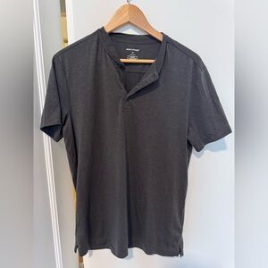 Men’s grey short sleeve Henley